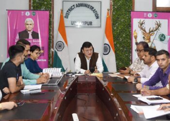 Mission YUVA : DC chairs DLIC meeting in Udhampur