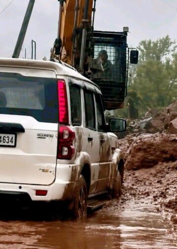 MP Mian Altaf escapes unhurt on Jammu-Poonch highway