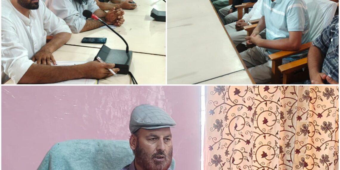 ADC Sopore holds meeting with fertilizer dealers, stresses quality, fair pricing