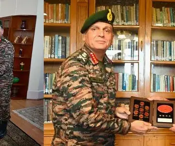 Army Chief calls on LG Sinha, CM Omar