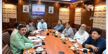=== Swachh Bharat Mission-Grameen ===  Secy RDD asks DCs to fast-track cluster-based waste management, door-to-door collection