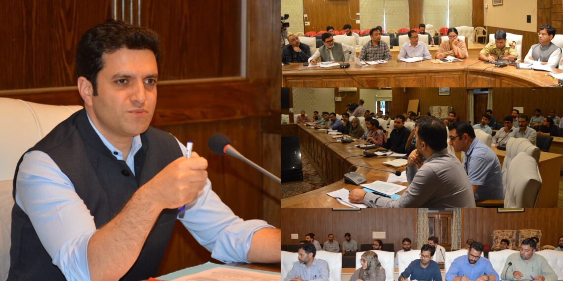 DC Budgam stresses round-the-clock monitoring of upper reaches, flood-prone areas