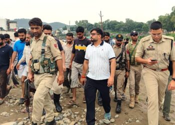 District admin Rajouri intensifies flood response