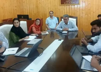 Mission YUVA implementation reviewed in Kulgam