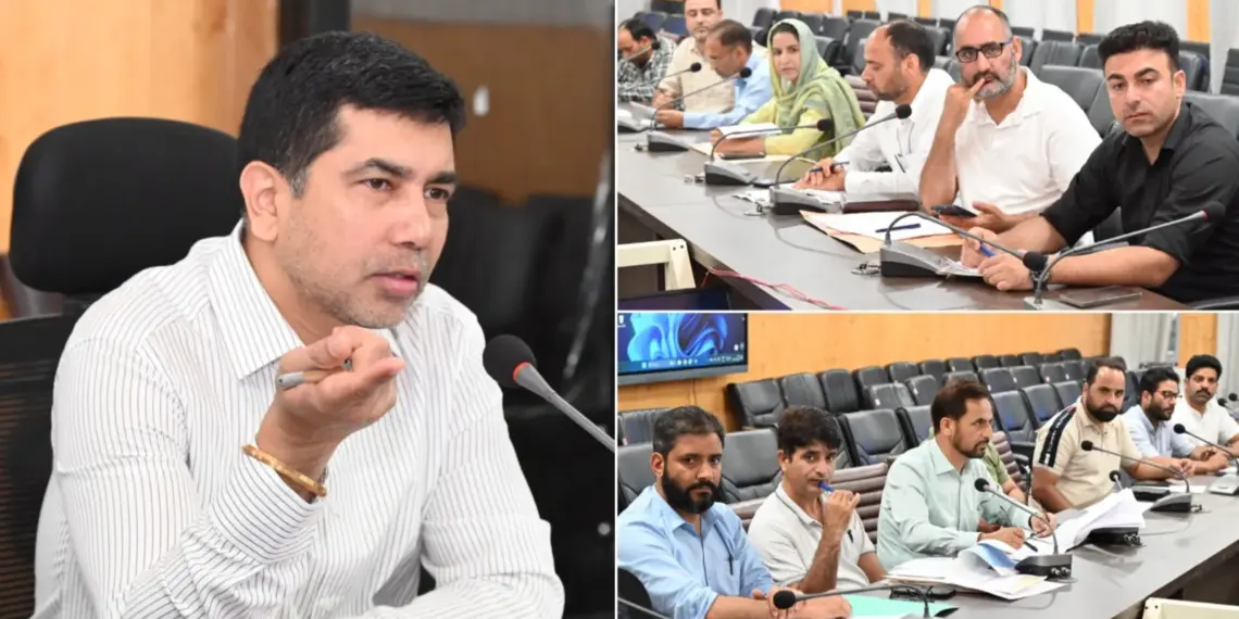 ADDC Baramulla reviews PMAY-U, directs timely disposal of PMAY 2.0 cases