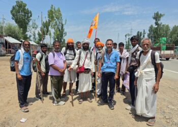 13 Jaipur pilgrims undertake 950-km foot march for SANJY