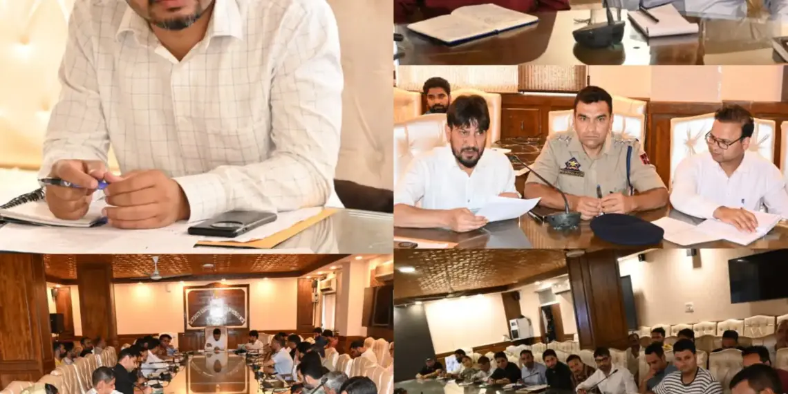 DC Kulgam reviews arrangements for Independence Day celebrations