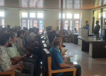 Vibrant Villages Programme-II : MD KPDCL visits Keran, reviews Development Works
