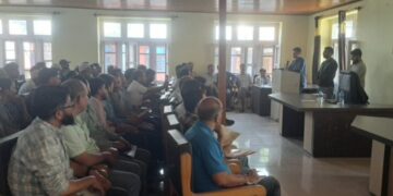 Vibrant Villages Programme-II : MD KPDCL visits Keran, reviews Development Works