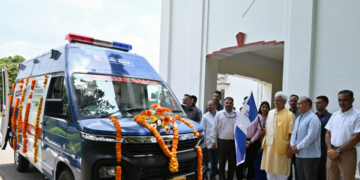 LG flags off HDFC Parivartan’s Mobile Medical Care Unit Van