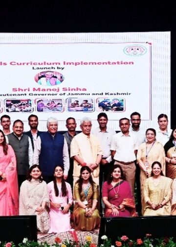 NEP focussing on developing creative, responsible citizens: LG Sinha