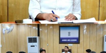 Secretary RDD reviews PMAY-G; 98% houses completed