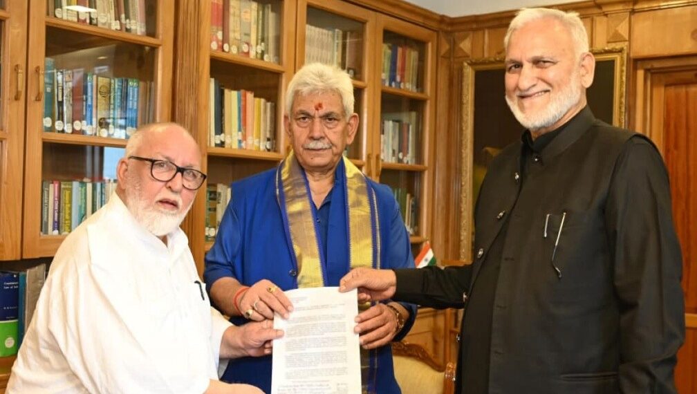 Former minister project Doda, Kishtwar dev issues with LG Sinha