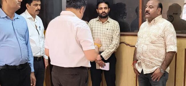 Dy CM conducts surprise inspection of several engineering offices