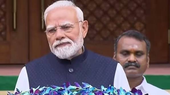 PM urges constructive, fact-based debates