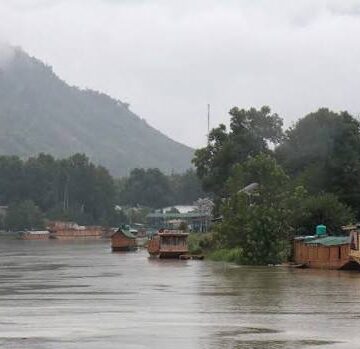 Flood scare: ‘Overall decreasing trend intact, no need to panic’