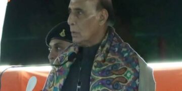 Rajnath pays tributes to Kargil War heroes  