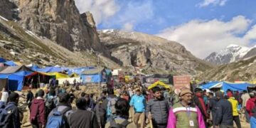 Amarnath Yatra: 4.26 lakh pilgrims pay obeisance in 25 days