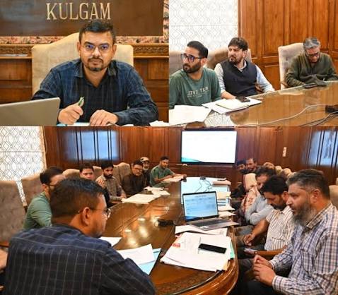 DC Kulgam reviews functioning of FCS&CA department