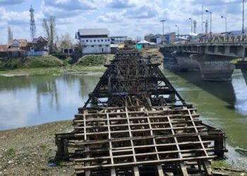 Modern footbridge to replace Sopore’s historic Bakhshi-era bridge