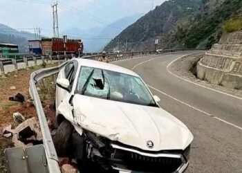 Man dies after shooting stone hits car near Ramban