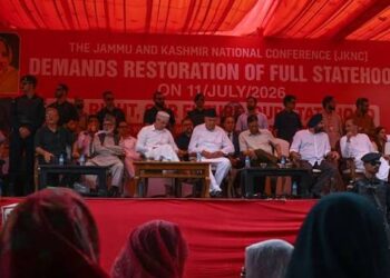 NC leaders head to Delhi for statehood protest
