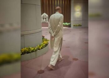 Jailed MP begins barefoot march from Tihar to Parliament
