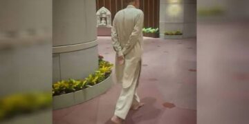 Jailed MP begins barefoot march from Tihar to Parliament