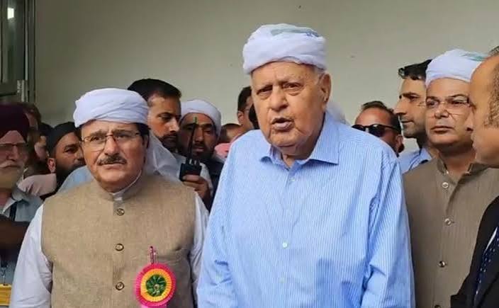 Dr Farooq raises PoJK issues, urges centre’s response