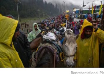 Amarnath Yatra crosses 4.22 lakh mark