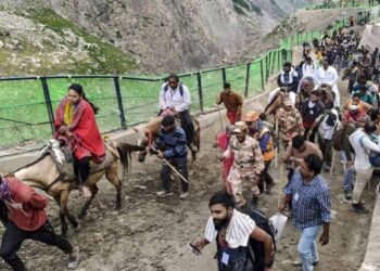 === Weather alert ===  Amarnath, Mata Vaishno Devi Yatras temporarily suspended