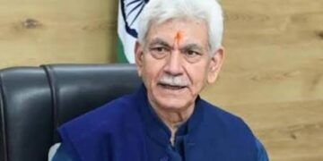 Political leaders, delegations call on LG Sinha