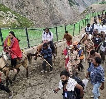 After 6-day halt, Amarnath Yatra resumes