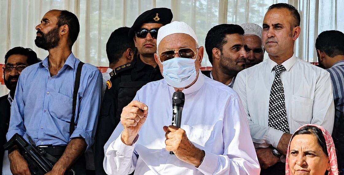 Kashmiris must learn from Iran: Dr Farooq