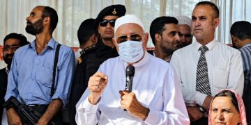 Kashmiris must learn from Iran: Dr Farooq