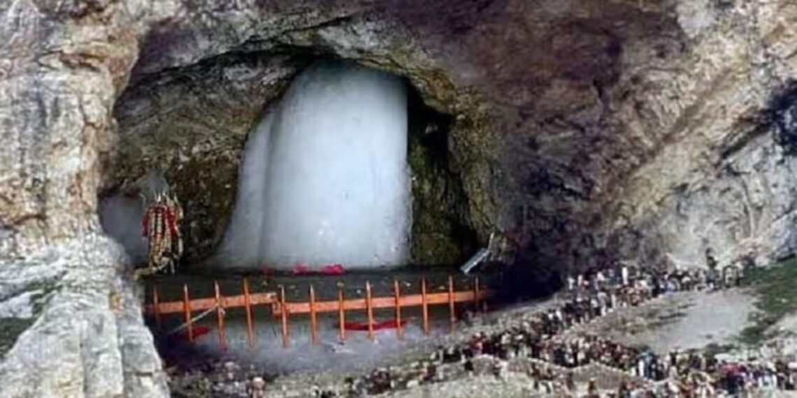 Wheels of Faith : 20-Year-Old Skates to Amarnath