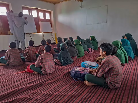 ‘J&K schools run on single teacher thread’