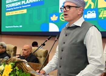 Tourism without sustainability ‘unqualified disaster’: CM Omar