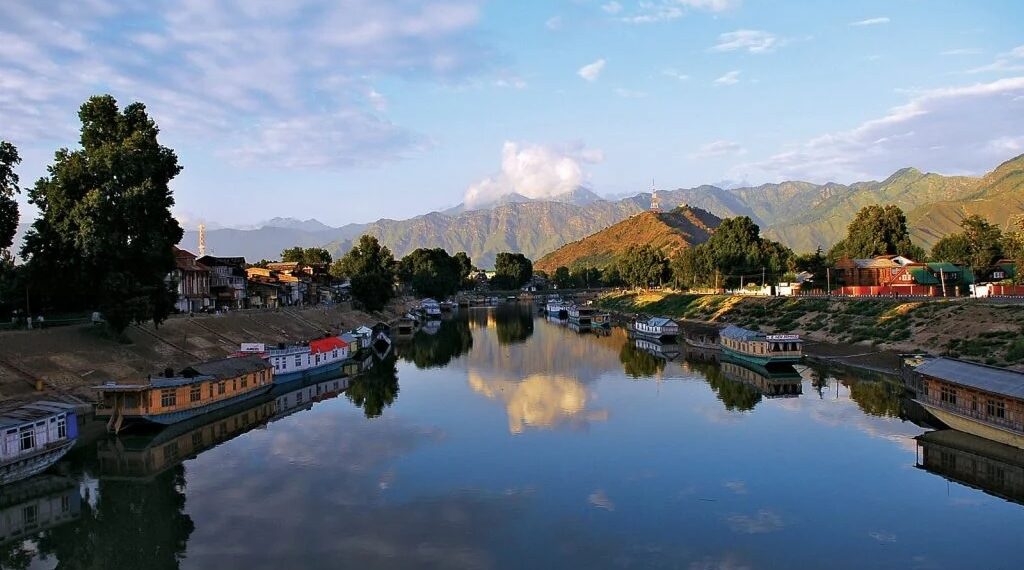 J&K Assembly panel seeks encroachments removal from water bodies
