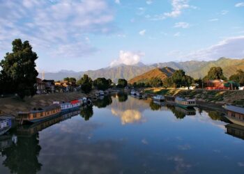 J&K Assembly panel seeks encroachments removal from water bodies
