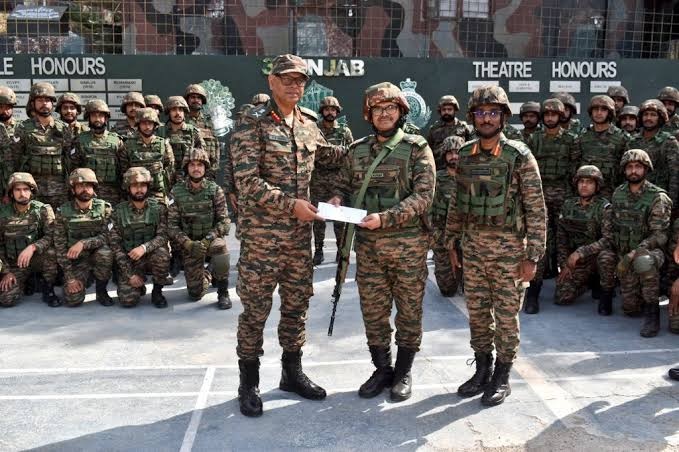 GOC White Knight Corps reviews operational preparedness in Rajouri sector