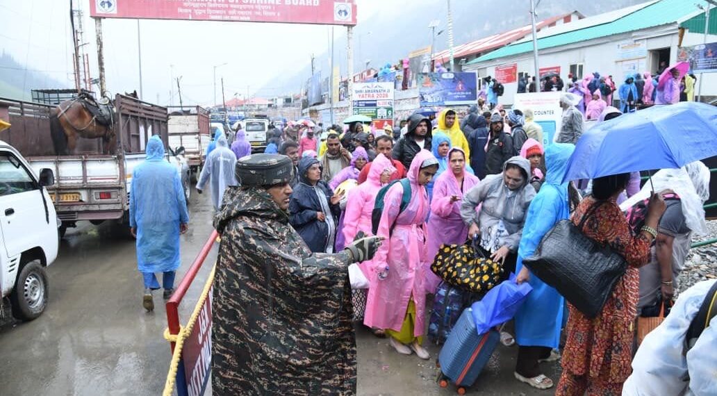 Amarnath Yatra set to cross 3-lakh mark today
