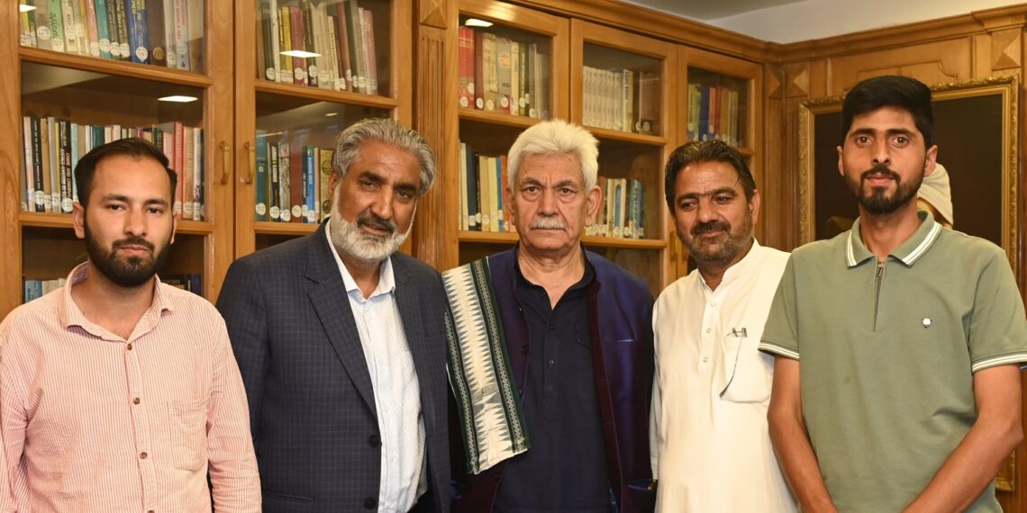 Delegations call on LG Sinha