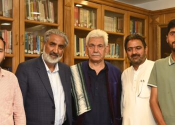 Delegations call on LG Sinha
