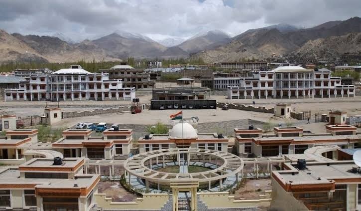 === Kargil Hill Council === Facing no-confidence, CEC Akhoon appoints two executive councillors