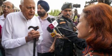 NC takes statehood battle to New Delhi