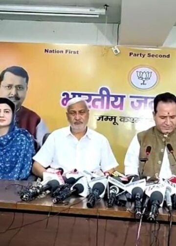 LoP Sharma slams Omar for ‘political posturing’ in New Delhi