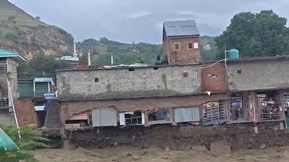 Massive flash floods ravage Beerwah, Khag; man swept away
