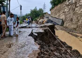 Baramulla Hill Top road caves in after landslide