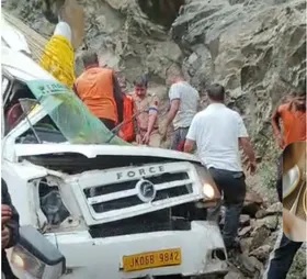 2 killed, four injured in Doda road accident